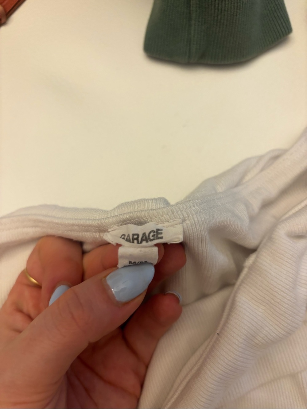 Garage White Ribbed Off-Shoulder Top - Picture 4 of 5